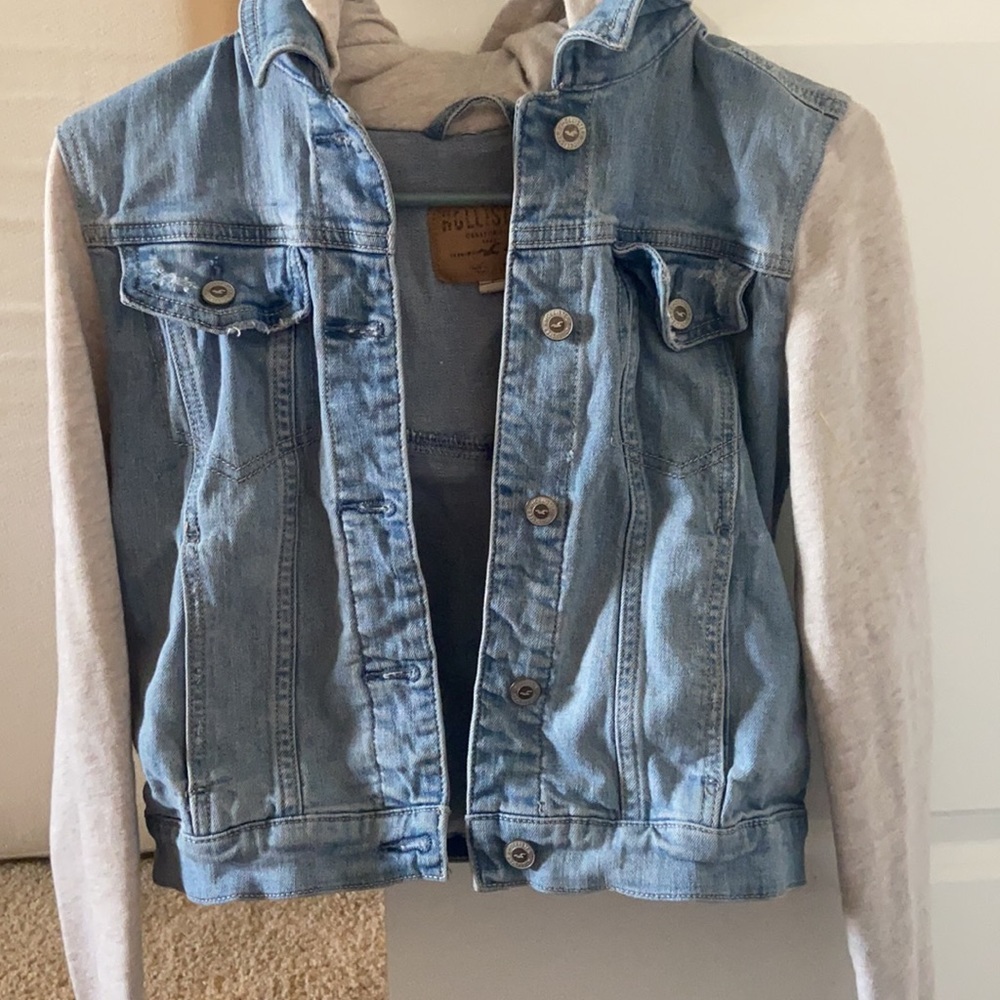 Hollister Jean jacket + hoodie combo.